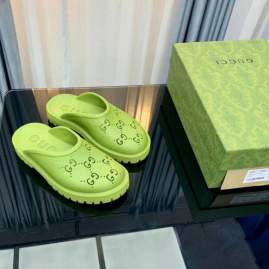 Picture of Gucci Shoes _SKUGGslip-onsandalsz35-4501036301